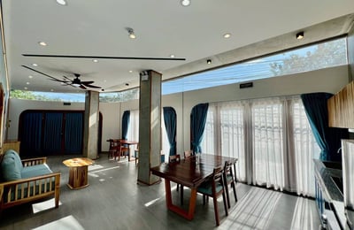 Vermietung einer neuen Luxuswohnung mit 2 Schlafzimmern, im Stadtteil Ngu Hanh Son, Da Nang, Vietnam